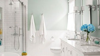 Ferah ve Modern Beyaz Banyo Dekorasyonu Fikirleri